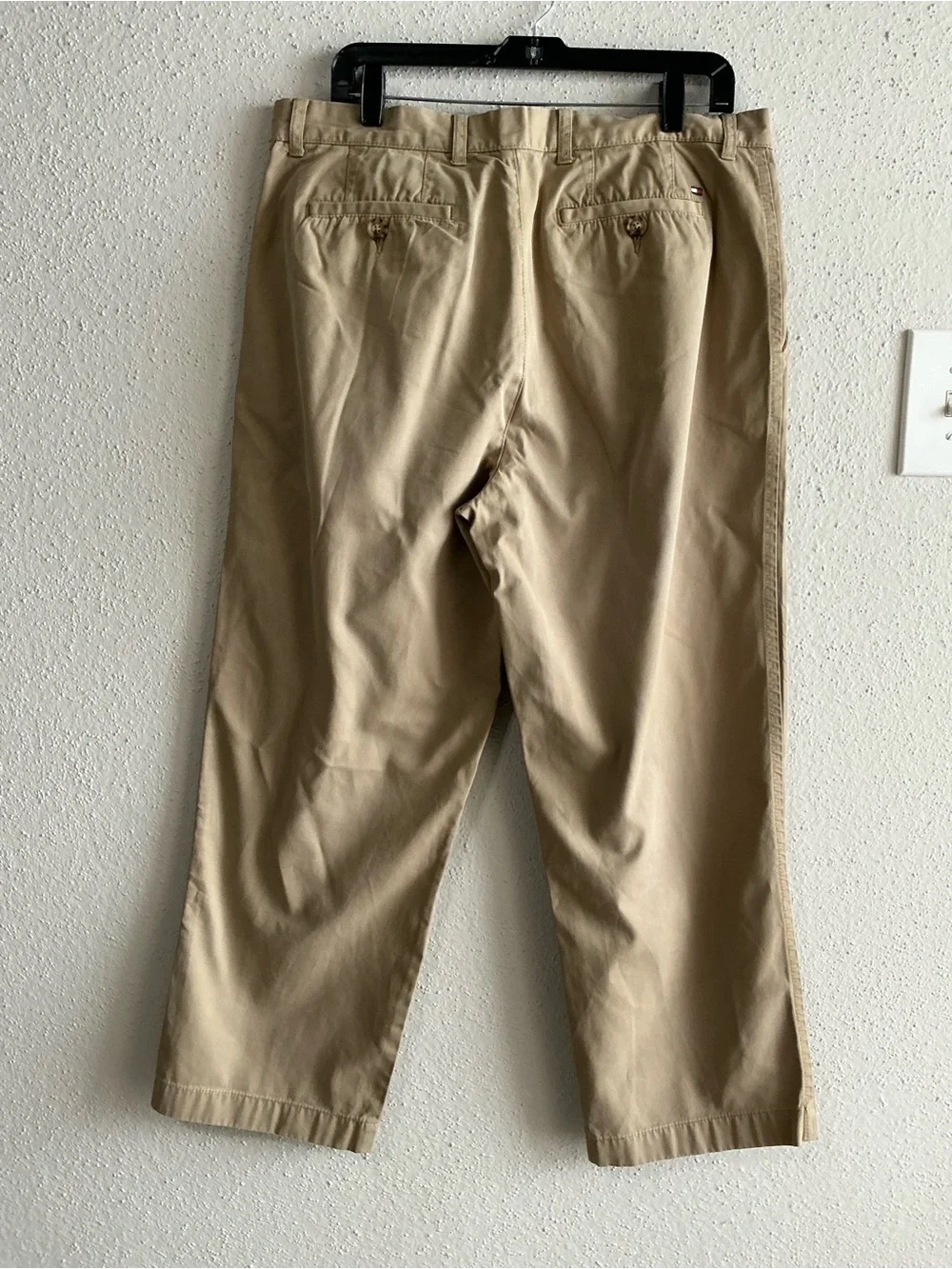 Tommy Hilfiger Men’s Pleated Chino Pants in Khaki